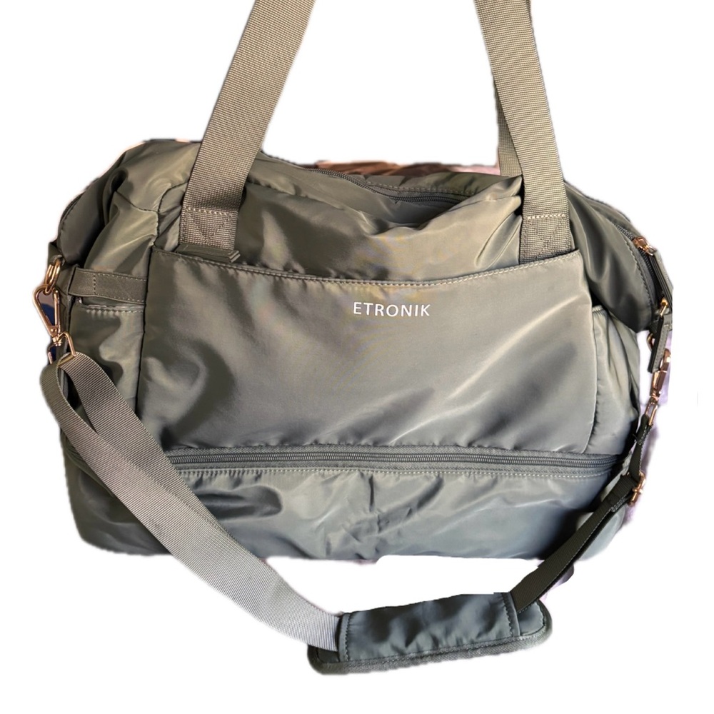 ETRONIK Weekender Bag with Shoe Compartment & USB Port - Green NWOT